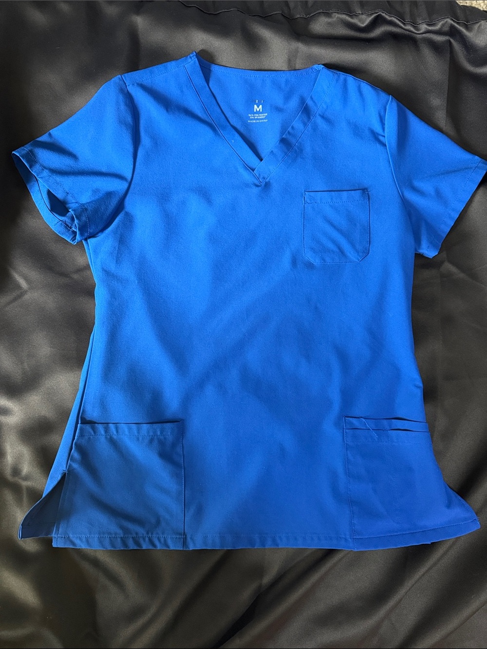 M Scrubs V-Neck Medical Top in Royal Blue